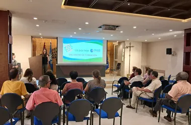 Enlázate por la Justicia avanza en la preparación de la campaña trienal «La Paz Teje»