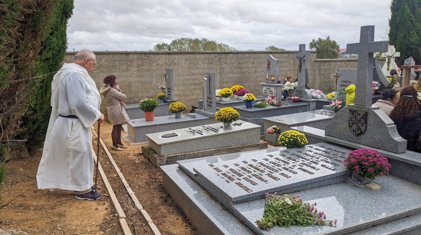 espana-rural-fr-diego-rojas-cementerio-noticia_imagen