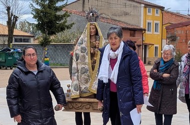 España rural Mujeres Procesión Fr Diego Rojas
