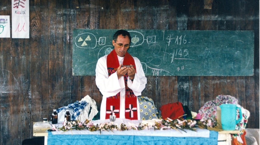 fr-pedro-rey-celebracion-aula-noticia_imagen