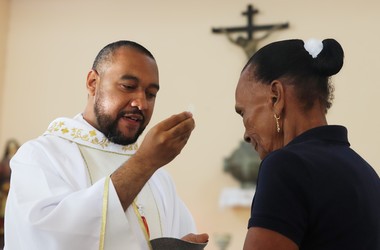 Mi vida como fraile y sacerdote tiene sentido cuando se entrega al pueblo