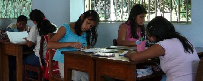 Internado de Koribeni, Perú Misioneros Dominicos Selvas Amazónicas
