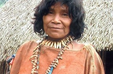 Misioneros Dominicos Mujer Matsigenka Misión Koribeni  Perú