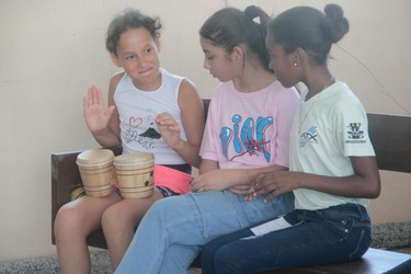 ninas-taller-musica-escuela-de-verano-el-rosario-cuba-agosto-2025-normal