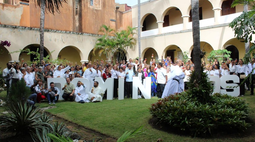 noticia-familia-dominicana-noticia_imagen