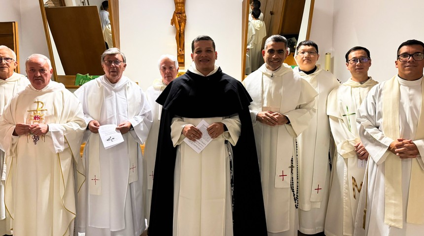primera-profesion-en-sevilla-sep-2026-pablo-liosdany-eddy-dario-guillermo-javier-johan-3-noticia_imagen
