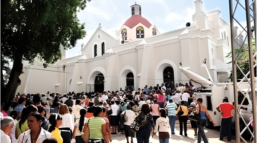 santuario-nacional-dedicado-a-nuestra-senora-de-las-mercedes-rd-noticia_imagen