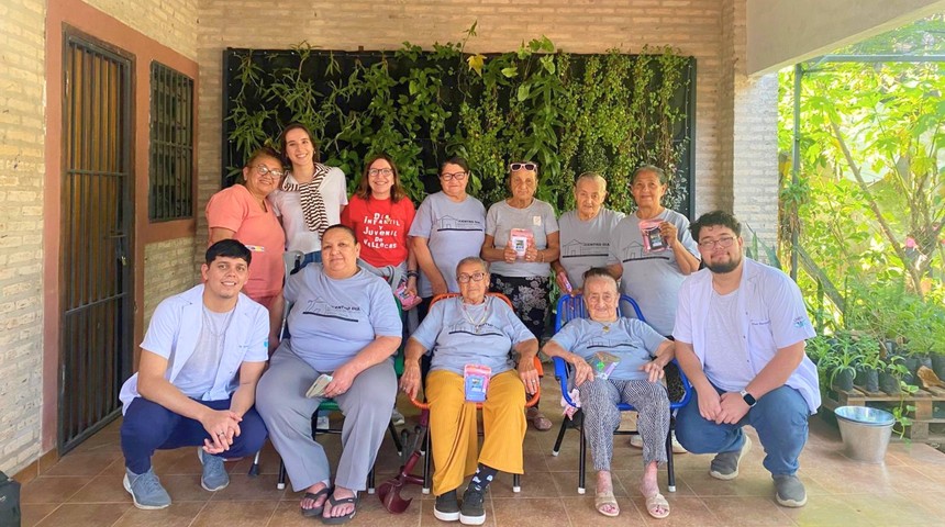 voluntariado-paraguay-carmen-y-blanca-casa-dia-noticia_imagen
